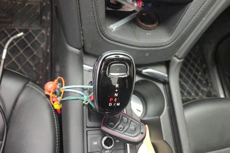 Used Cadillac XT5 2020 Revised Version 28T Luxury Edition Gear Lever