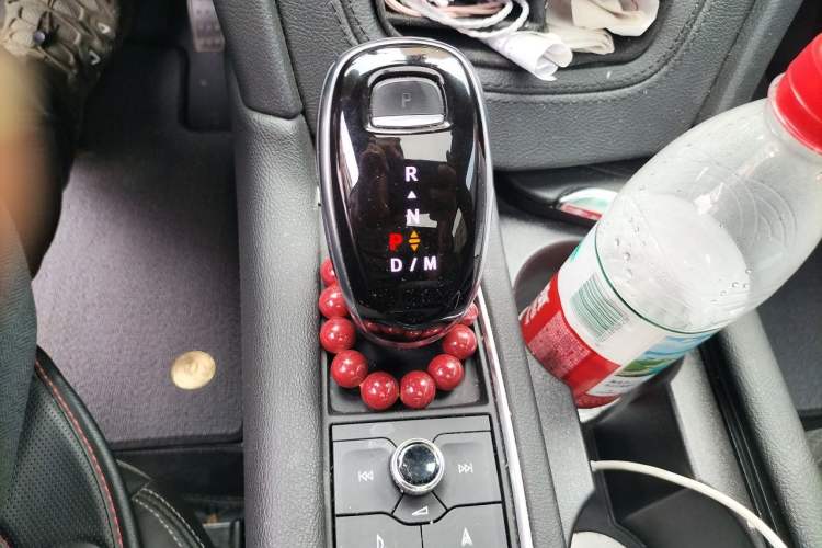 Used Cadillac XT5 2020 Revised Version 28T Luxury Edition Gear Lever