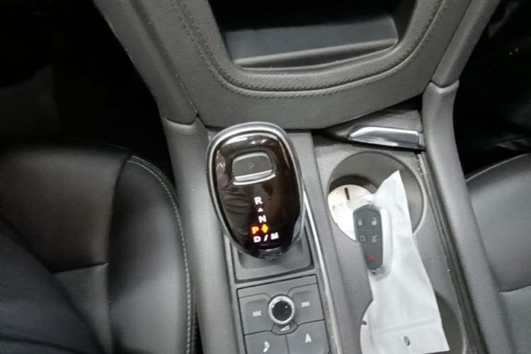 Used Cadillac XT5 2020 Revised Version 28T Luxury Edition Gear Lever