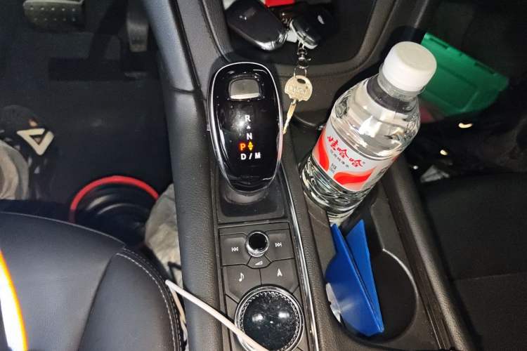 Used Cadillac XT5 2020 28T Luxury Version Gear Lever