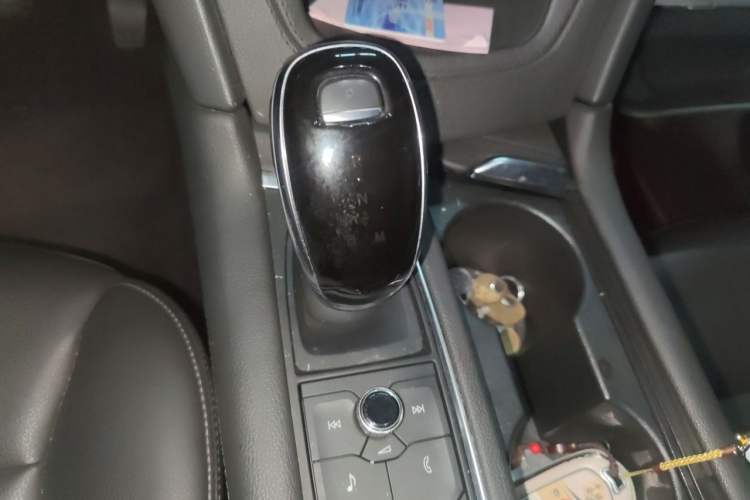 Used Cadillac XT5 2020 Revised Version 28T Four-Wheel Drive Luxury Edition Gear Lever