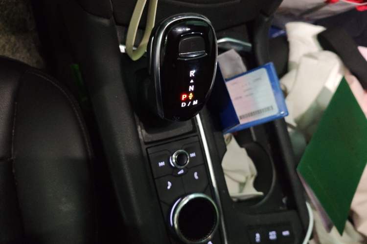 Used Cadillac XT5 2020 Revised Version 28T Luxury Edition Gear Lever