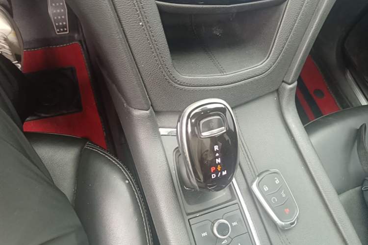 Used Cadillac XT5 2020 Revised Version 28T Luxury Edition Gear Lever