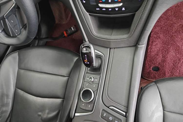 Used Cadillac XT5 2020 Revised Version 28T Luxury Edition Gear Lever