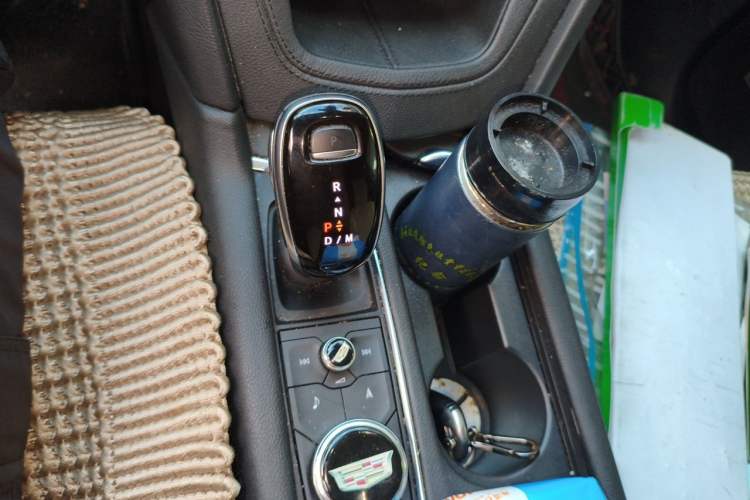 Used Cadillac XT5 2020 28T Luxury Version Gear Lever