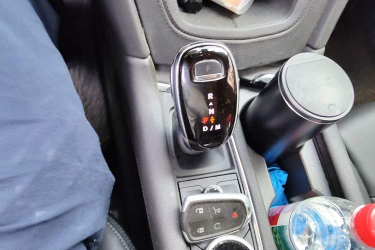 Used Cadillac XT5 2020 28T Luxury Version Gear Lever