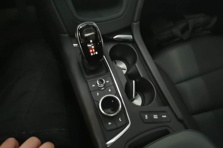 Used Cadillac XT5 2020 28T Four-Wheel Drive Luxury Version Gear Lever
