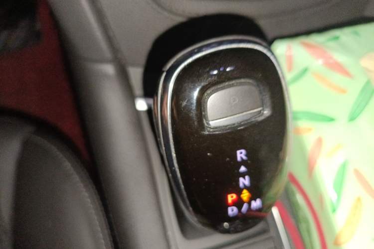 Used Cadillac XT5 2020 28T Luxury Version Gear Lever