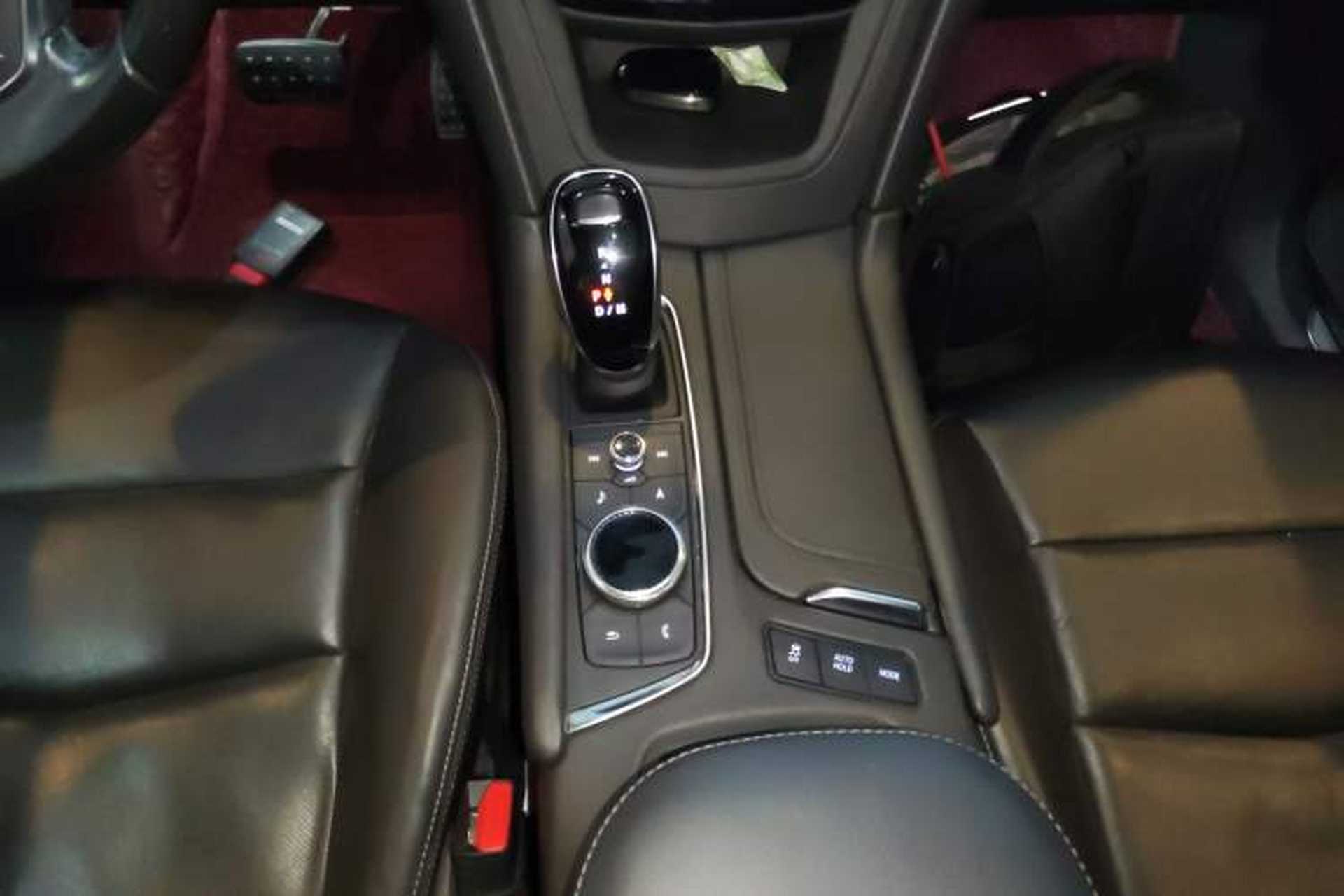 Used Cadillac XT5 2020 28T Luxury Version Gear Lever
