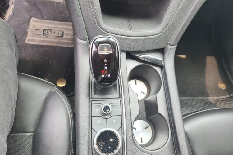 Used Cadillac XT5 2020 Revised Version 28T Four-Wheel Drive Luxury Edition Gear Lever