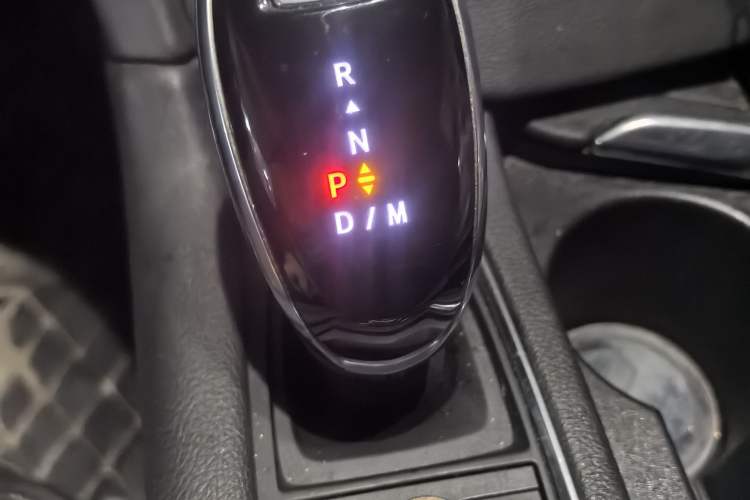 Used Cadillac XT5 2020 Revised Version 28T Luxury Edition Gear Lever