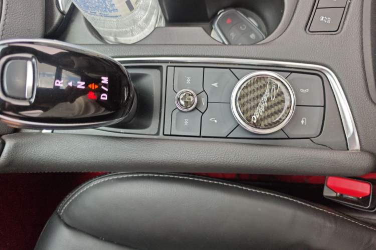 Used Cadillac XT5 2020 28T Luxury Version Gear Lever