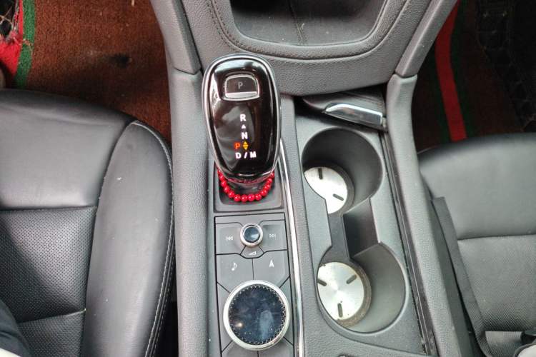 Used Cadillac XT5 2020 28T Luxury Version Gear Lever