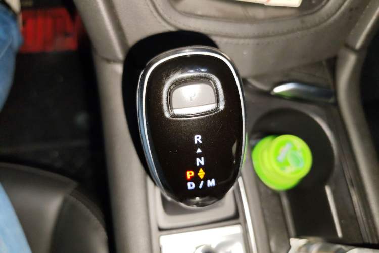 Used Cadillac XT5 2020 28T Four-Wheel Drive Luxury Version Gear Lever