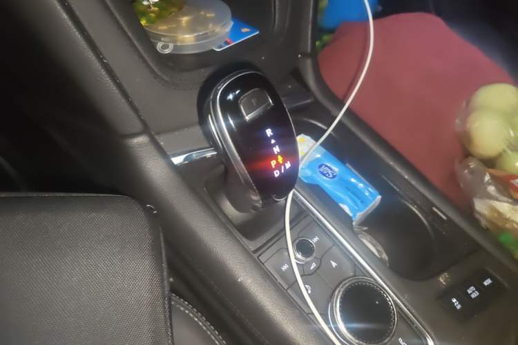 Used Cadillac XT5 2020 Revised Version 28T Luxury Edition Gear Lever