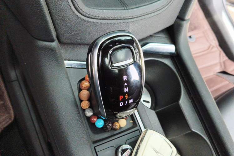 Used Cadillac XT5 2020 Revised Version 28T Luxury Edition Gear Lever