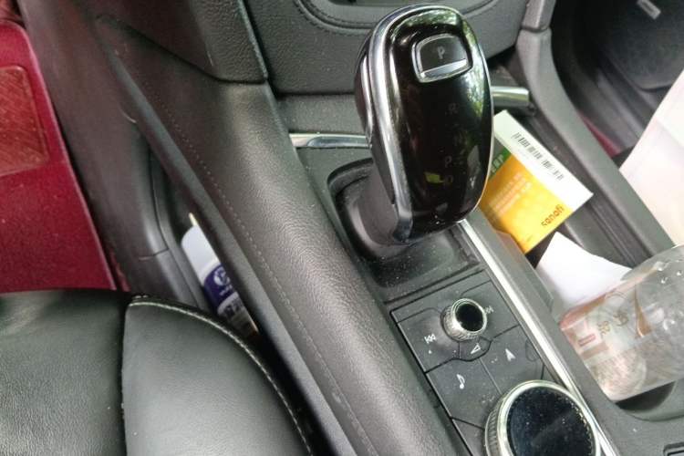 Used Cadillac XT5 2020 28T Luxury Version Gear Lever