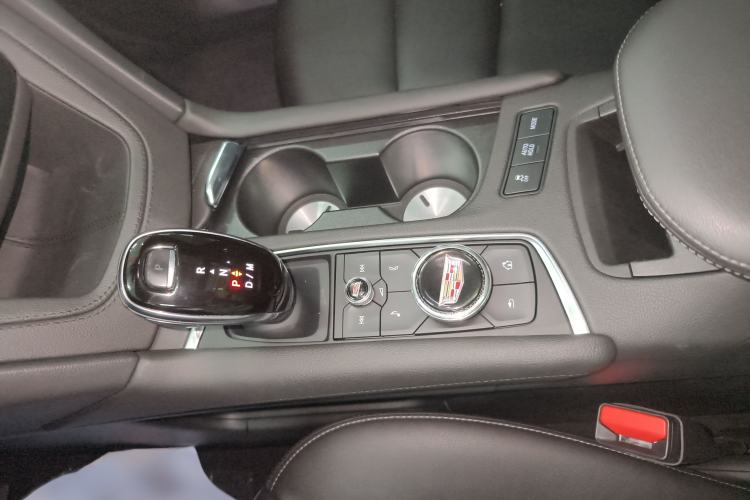 Used Cadillac XT5 2020 Revised Version 28T Four-Wheel Drive Luxury Edition Gear Lever