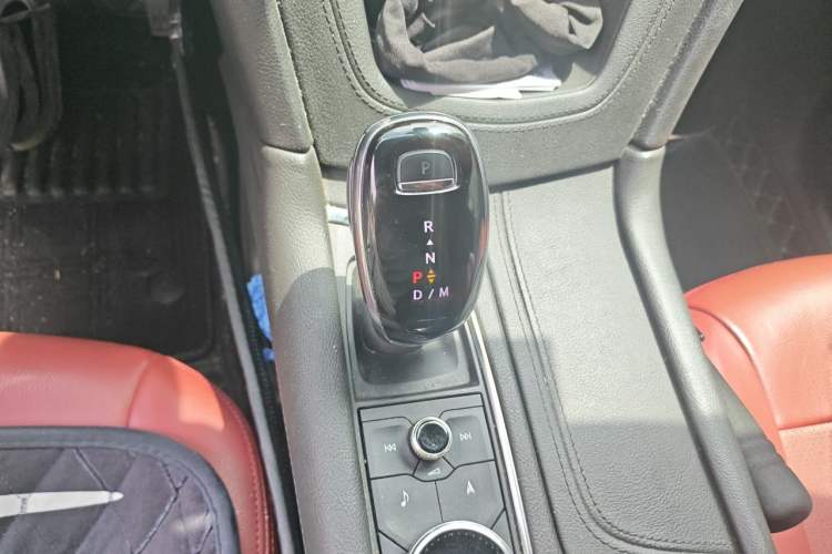 Used Cadillac XT5 2020 28T Luxury Version Gear Lever