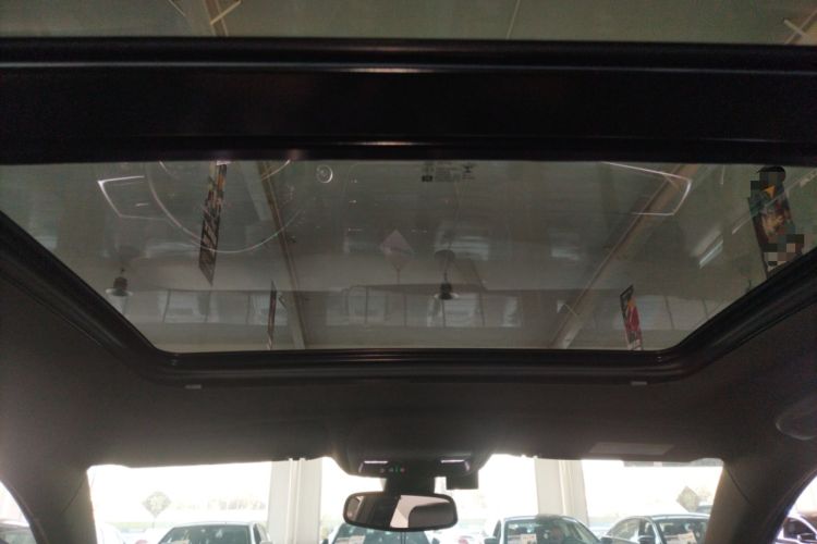 Used Cadillac XT5 2020 28T Luxury Version Headliner