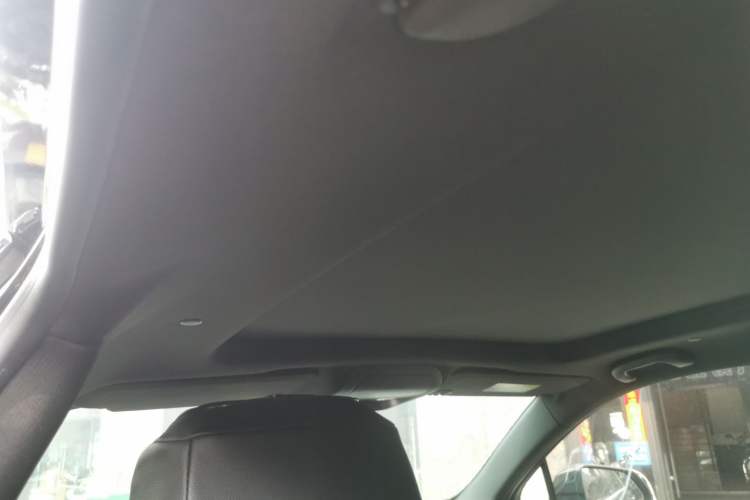 Used Cadillac XT5 2020 28T Luxury Version Headliner
