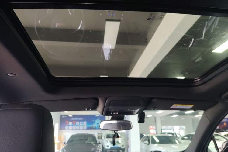 Used Cadillac XT5 2020 Revised Version 28T Luxury Edition Headliner