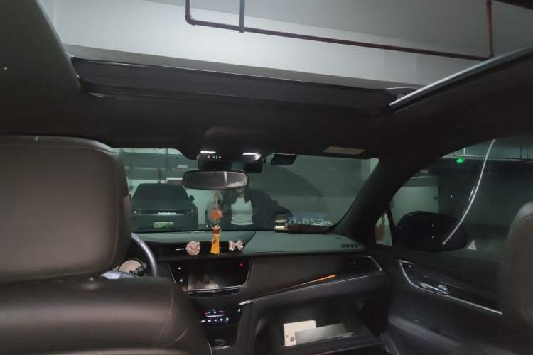 Used Cadillac XT5 2020 Revised Version 28T Four-Wheel Drive Luxury Edition Headliner