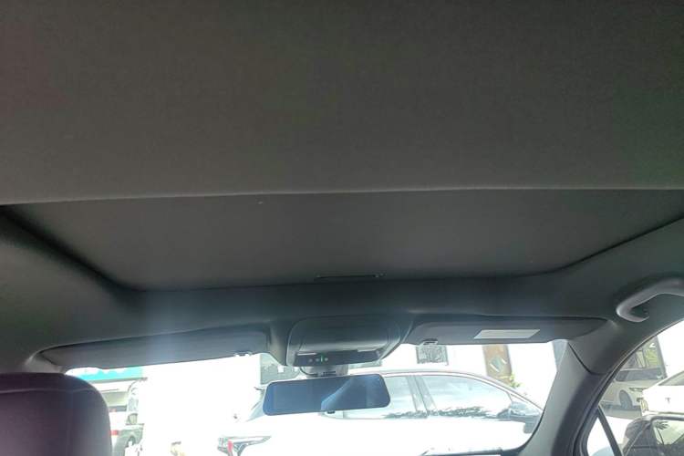 Used Cadillac XT5 2020 28T Tech Edition Headliner
