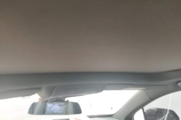 Used Cadillac XT5 2020 28T Luxury Version Headliner