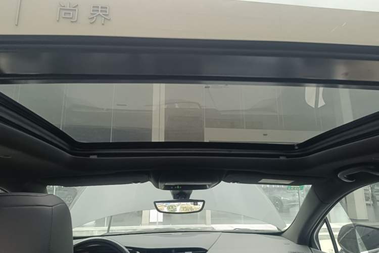 Used Cadillac XT5 2020 Revised Version 28T Luxury Edition Headliner