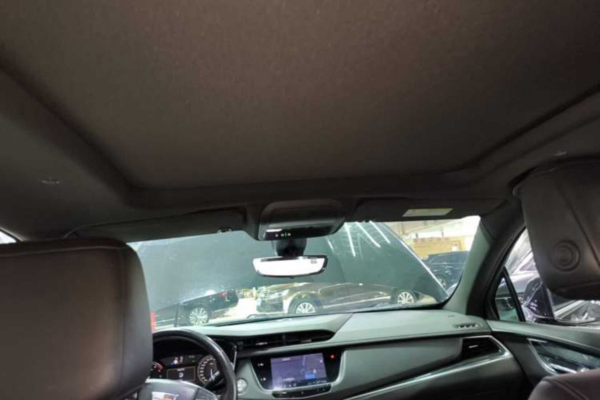 Used Cadillac XT5 2020 28T Luxury Version Headliner