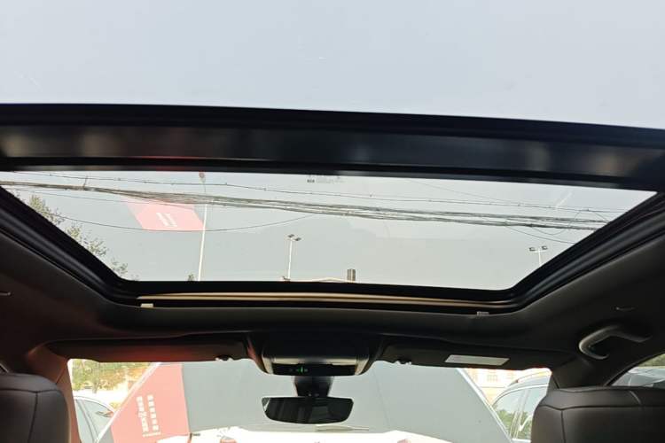 Used Cadillac XT5 2020 Revised Version 28T Luxury Edition Headliner