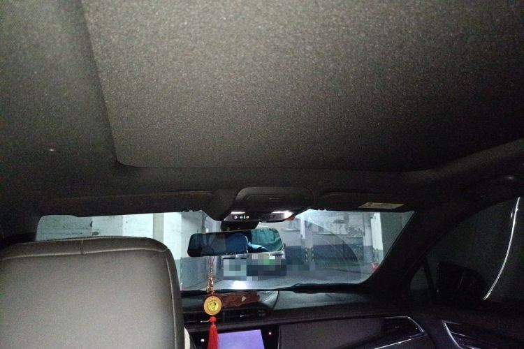 Used Cadillac XT5 2020 28T Luxury Version Headliner