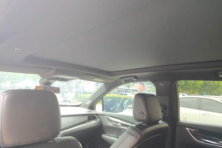 Used Cadillac XT5 2020 28T Luxury Version Headliner