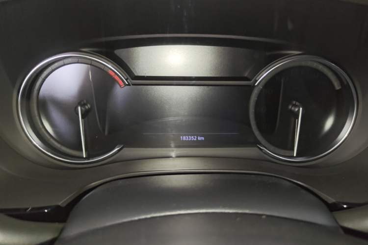 Used Cadillac XT5 2020 Revised Version 28T Luxury Edition Instrument Cluster