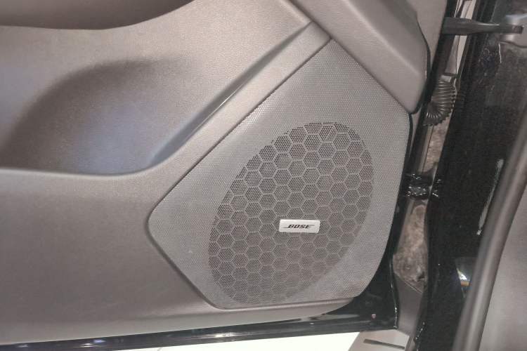 Used Cadillac XT5 2020 Revised Version 28T Four-Wheel Drive Luxury Edition Interior 3