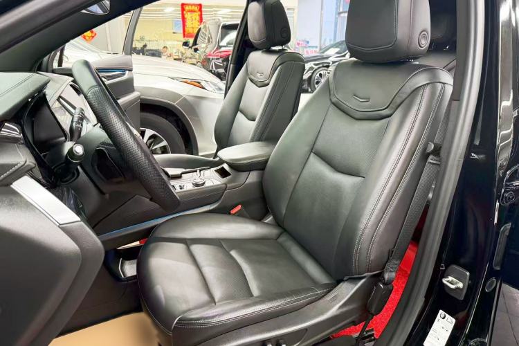 Used Cadillac XT5 2020 Revised Version 28T Luxury Edition Interior 5