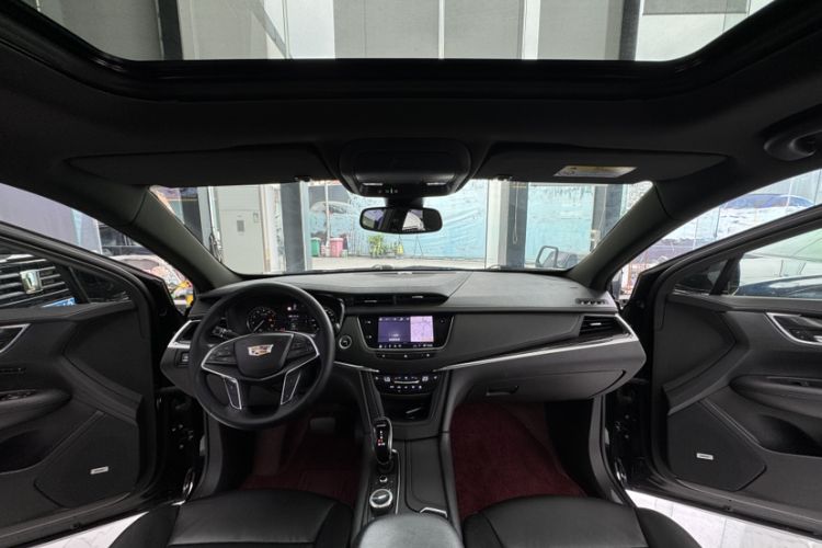 Used Cadillac XT5 2020 Revised Version 28T Luxury Edition Interior 5