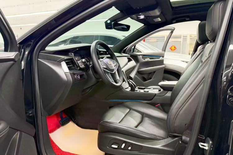 Used Cadillac XT5 2020 Revised Version 28T Luxury Edition Interior 6