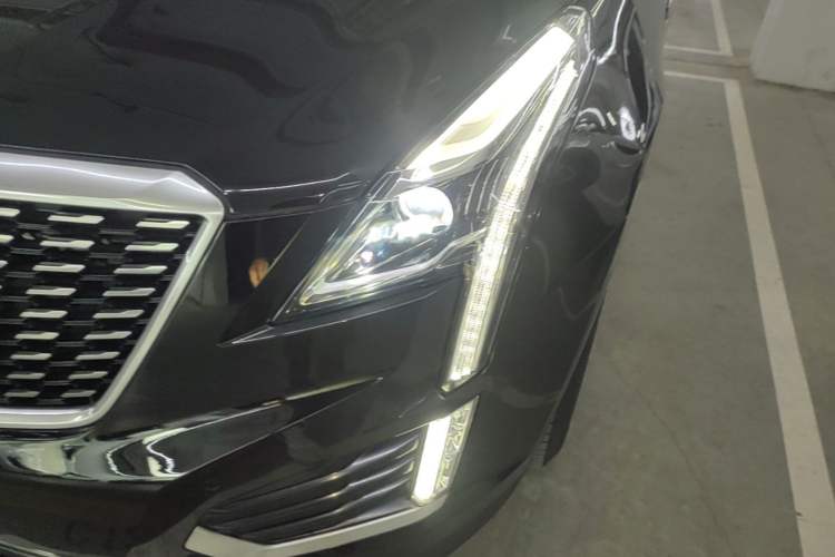 Used Cadillac XT5 2020 28T Tech Edition Left Front Headlight