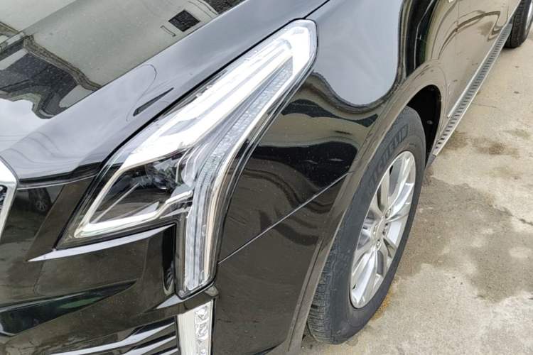 Used Cadillac XT5 2020 28T Luxury Version Left Front Headlight