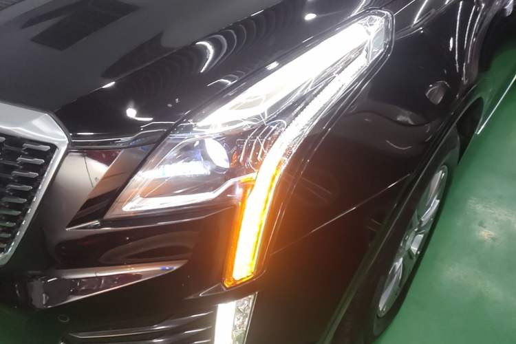 Used Cadillac XT5 2020 28T Four-Wheel Drive Luxury Version Left Front Headlight