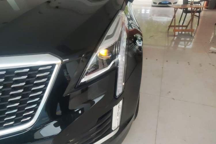 Used Cadillac XT5 2020 28T Luxury Version Left Front Headlight