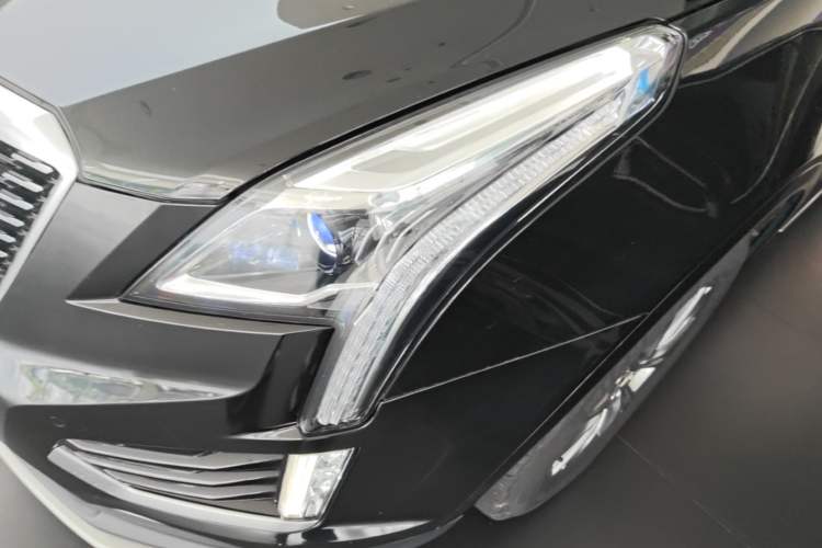 Used Cadillac XT5 2020 Revised Version 28T Luxury Edition Left Front Headlight