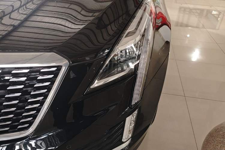 Used Cadillac XT5 2020 Revised Version 28T Four-Wheel Drive Luxury Edition Left Front Headlight