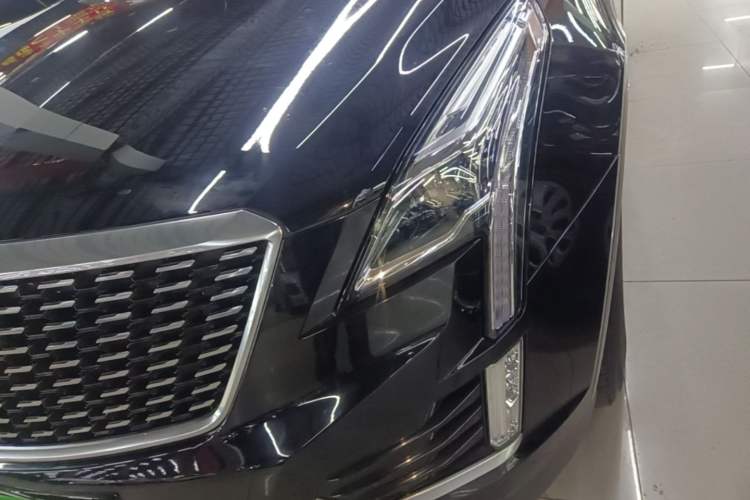Used Cadillac XT5 2020 28T Luxury Version Left Front Headlight