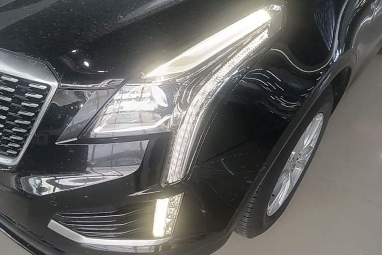Used Cadillac XT5 2020 28T Four-Wheel Drive Tech Version Left Front Headlight