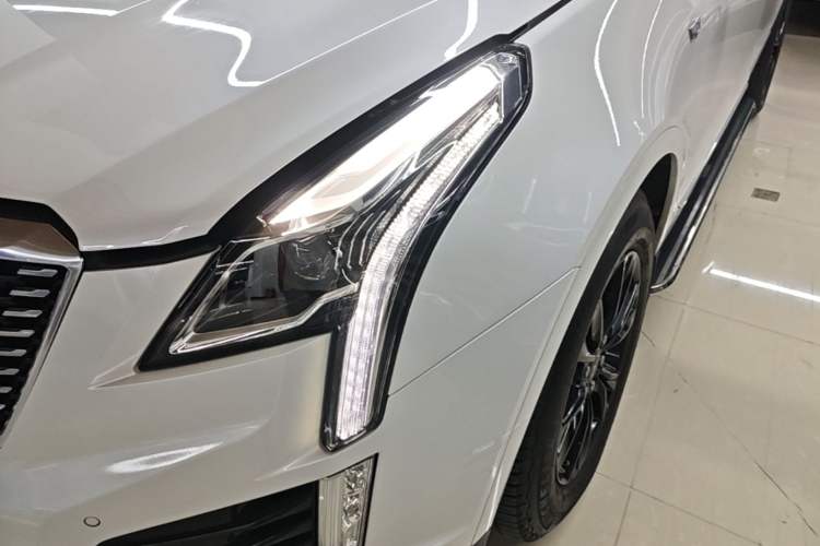 Used Cadillac XT5 2020 28T Luxury Version Left Front Headlight