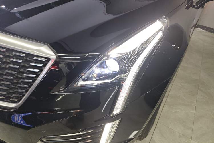 Used Cadillac XT5 2020 28T Luxury Version Left Front Headlight