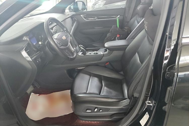 Used Cadillac XT5 2020 Revised Version 28T Luxury Edition Left Front Seat